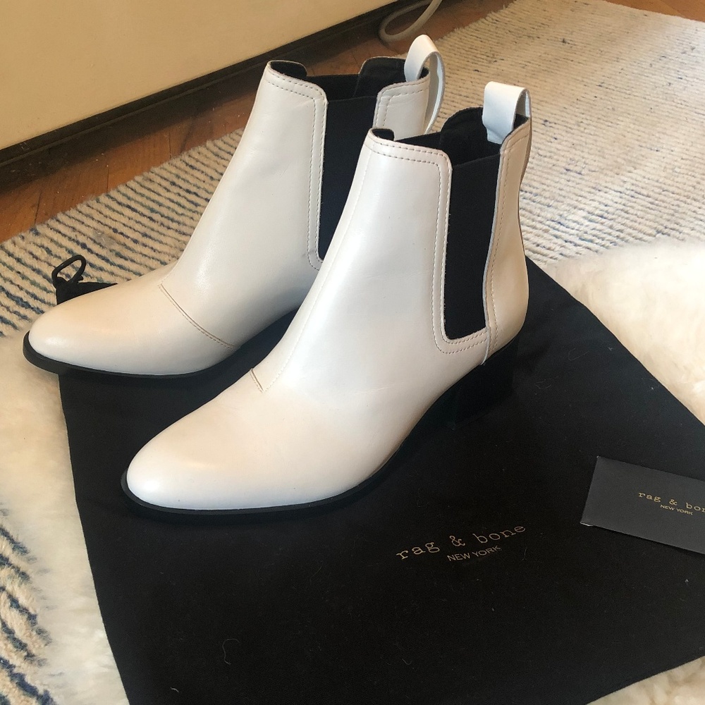 rag & bone Walker Boot in White. Size Women's US 6